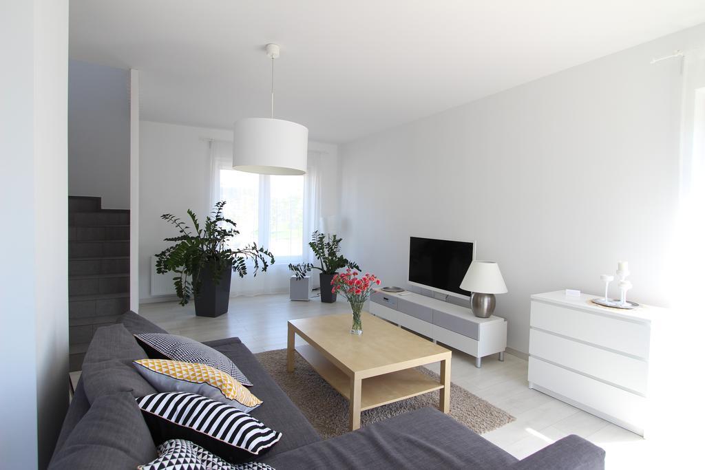 Equilibrium Apartments อุสตรอเนียมอร์สเกีย ภายนอก รูปภาพ