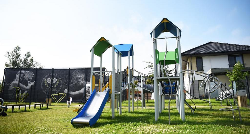 Equilibrium Apartments อุสตรอเนียมอร์สเกีย ภายนอก รูปภาพ