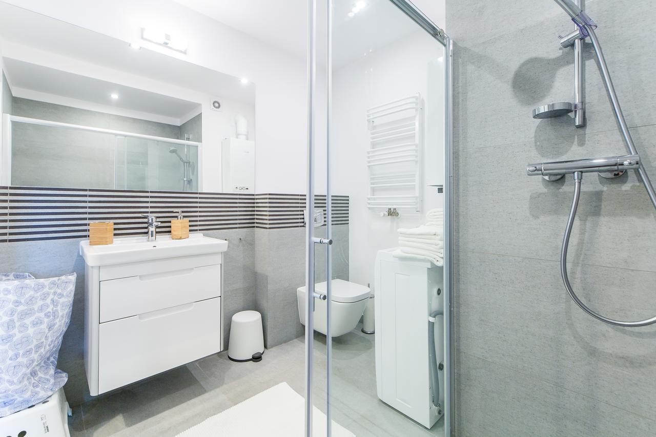 Equilibrium Apartments อุสตรอเนียมอร์สเกีย ห้อง รูปภาพ